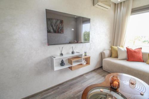 Riviera Escape - Appart Neuf Climatisé avec Balcon à Maarif Anfa, Casablanca (fotografie 5)