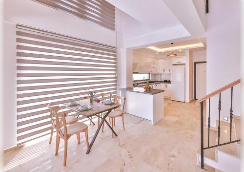 المرافق, Villa Zakkum in Cukurbag