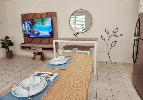 Blue Coast Beach Apartment up to 8 in Лукийо