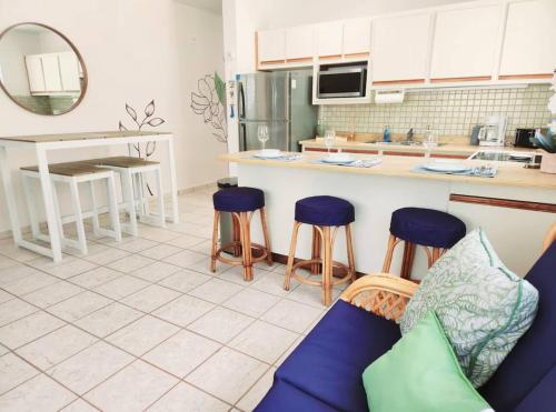 Blue Coast Beach Apartment up to 8 in Лукийо