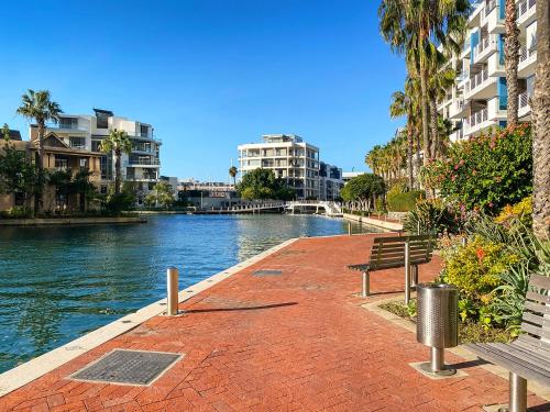 The Marina V&A Waterfront by Smart City Stays - image 7