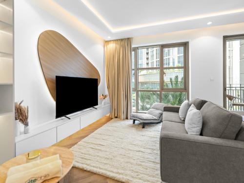 Fully refurbished 2bedroom Steps from Burj Khalifa, Dubai (photo 9)