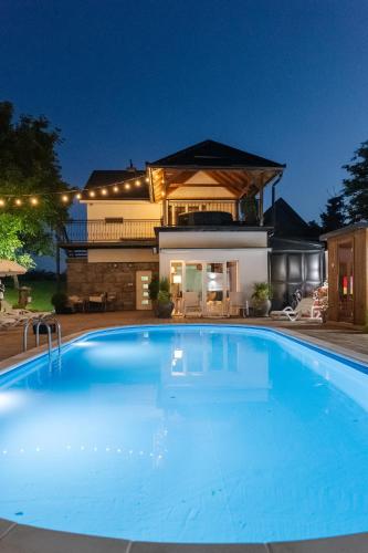 Vila Peščana Tišina