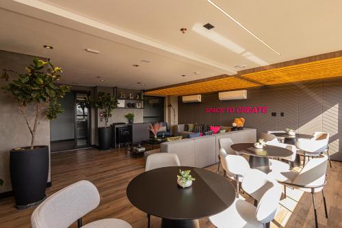 Üzleti központ, Sky Design Alphaville Housi by Anora Spaces in Barueri