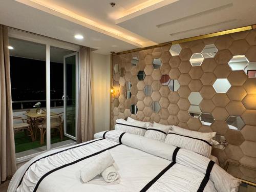 Gold Crest Mall And Residency - Lahore - image 3