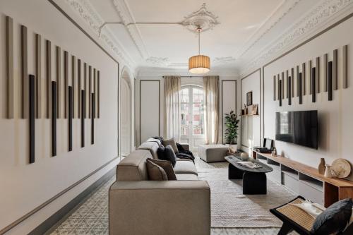 Kaftan - 5 bedrooms and balcony in Eixample Dreta