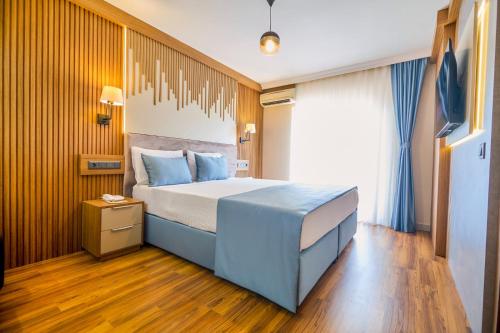 Triple room, lake view