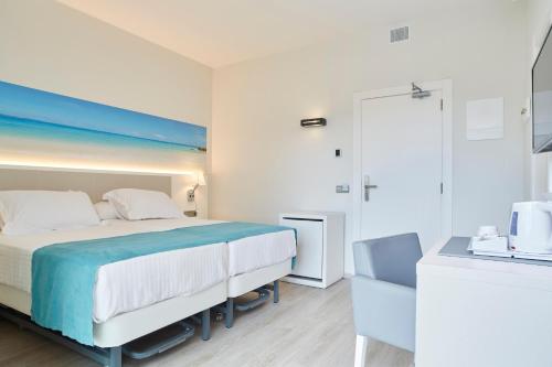 Invisa Hotel Es Pla - Adults Only - image 5