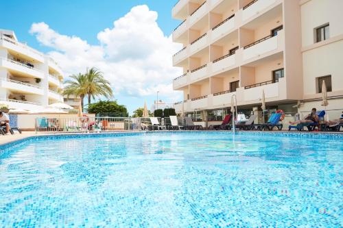 Invisa Hotel La Cala — hotel in Calle Huesca, 1, Santa Eulalia Del Rio ES, 7840