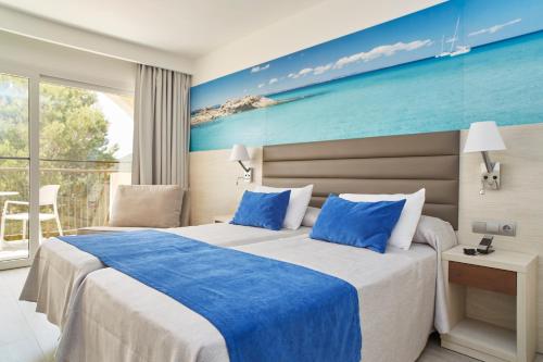 Invisa Hotel Club Cala Verde - image 13