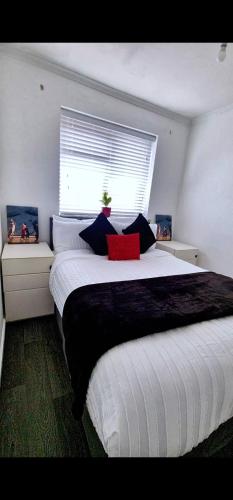 Spacious and Stylish Home, perfect for groups Tilbury in Tilbury