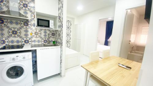 Les Chic Sorrento - image 8