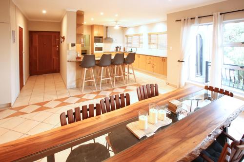 cuina, Casa de  m2 amb 3 habitació i 2 bany privat a Myburgh Park (Quiet Shores, Langebaan, 7-sleeper) in Myburgh Park