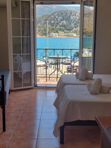 Rouchotas Studios by Viktor 1rst Floor in Cefalonia