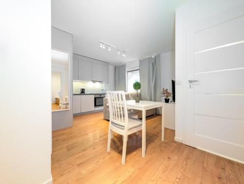 Mieszczańska Modern Apartment by BookingHost, Breslau (Foto 10)