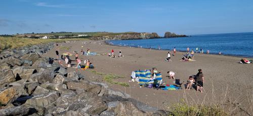 Dairy Cottage Courtyard accommodation in Bunmahon