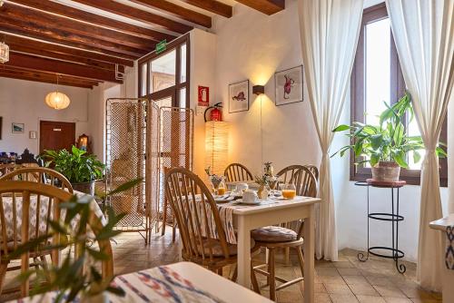 Restaurant, Can Busquets in Banyalbufar