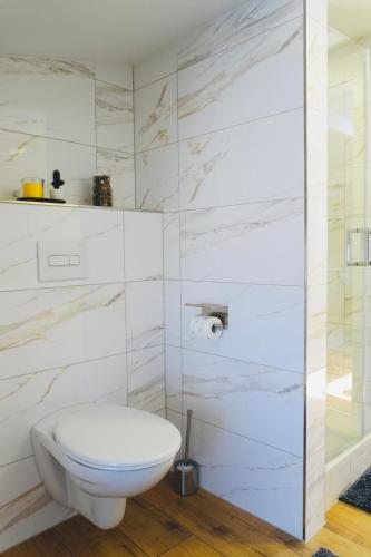 حمام, Modern Holiday Apartment in Anklam - Next to City Center in آنكلام