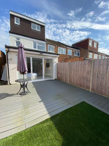 Exterior view, Blue House in Edgware