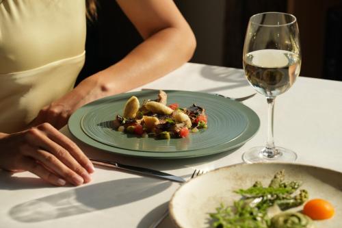 Five Seas by Inwood Hotels