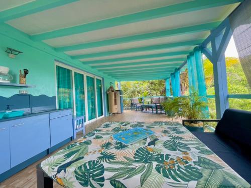 Location privée tout équipé avec petit déjeuner inclus (Location privee tout equipe avec petit dejeuner inclus) in 哥西爾