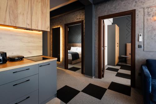 Kitchen, Nest Suites in Petrovec