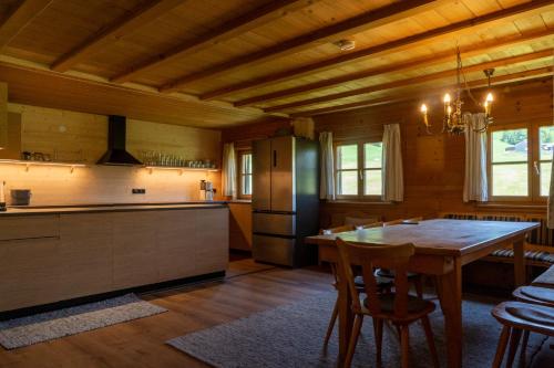 ห้องครัว, Leo's Hütte Sippersegg (Leo's Hutte Sippersegg) in ฮิททิเซา