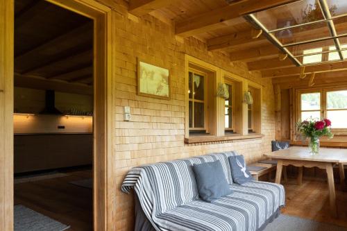 บริการและสิ่งอำนวยความสะดวก, Leo's Hütte Sippersegg (Leo's Hutte Sippersegg) in ฮิททิเซา