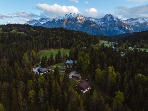 A szálláshely kívülről, mei chalet - DAS BARBARA in Neuleutasch
