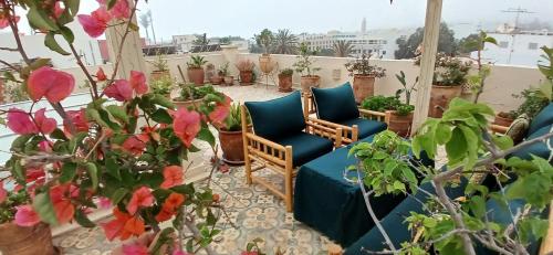 Fabulous Riad Moroccan Modern Fab Terrace Center Agadir – khách sạn tại Talborjt