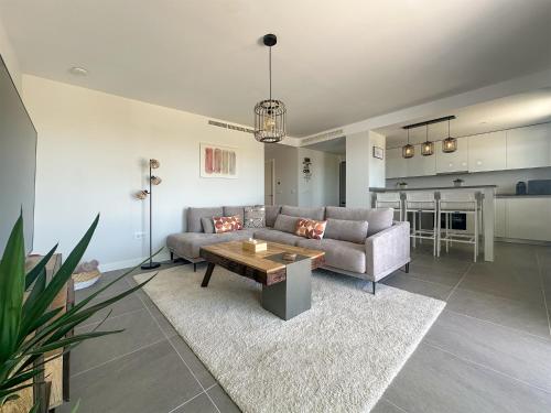 Aranya Sublime Estepona in ลาส โคยาส