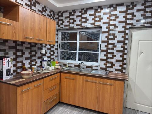 virtuve, Appartment In Tema in Afienya