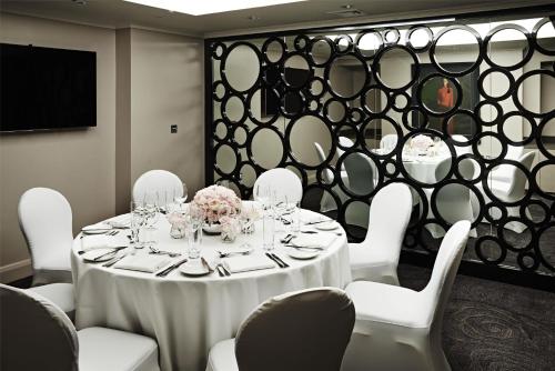 Tárgyalóterem/bálterem, Radisson Blu Hotel, London South Kensington (formerly Vanderbilt) near Természettörténeti Múzeum