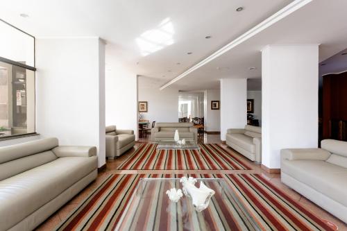 ล็อบบี้, Hotel Carlton Plaza in ปอสซอสเดกาลเดส