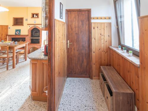 บริการและสิ่งอำนวยความสะดวก, Umbrian Farmhouse Lake and Olive Grove View in ปานีกาเล