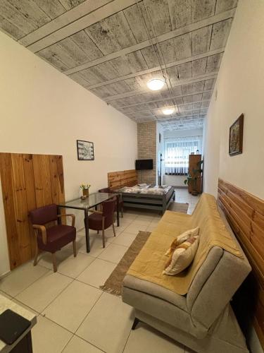 Buko apartamenty, Uniejow