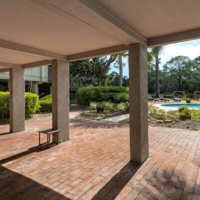 Secluded Family Retreat with Private Pool, BBQ, Outdoor Living in South Beach