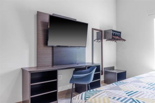 Motel 6 Gonzales, LA Baton Rouge Geismar Prairieville I 10 in Gonzales, USA