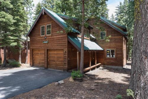 Celtic Lodge By Hauserman Rentals