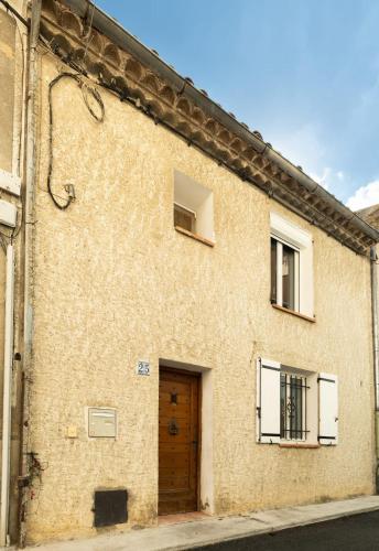 Maison de village chaleureuse in Sainte-Tulle