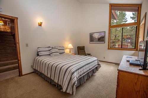 Vance By Hauserman Rentals, Tahoe City (photo 10)