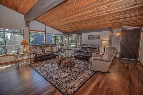 Casa Pasquale By Hauserman Rentals in Tahoe City (CA)