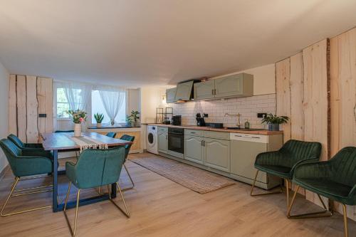 Kitchen, Alpino STAY Geraumige Ferienwohnung am Alpsee mit Garten in Immenstadt im Allgau