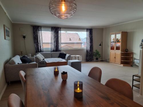 Koselig Feriehus ved Kirkenes sentrum in Kirkenes