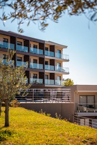 Tampilan eksterior, SeaView Suite with Pool near Tivat Airport by Solea Vacation Homes in Kavac