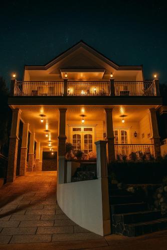 Villa amira syariah