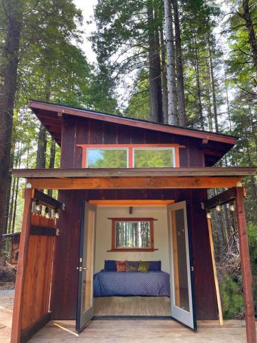 Ocean Forest Bungalows- Deluxe Glamping in Cleone (CA)