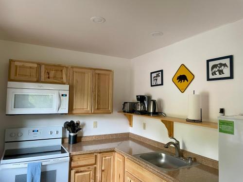 Talkeetna Wilderness Lodge & Cabin Rentals