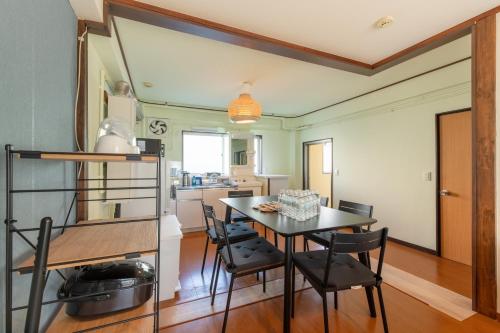 Room MtFuji Max 9 people 8 minutes to Shibuya 5 minutes to Shinjuku 1 minute to Harajuku 4 minutes walk from the station