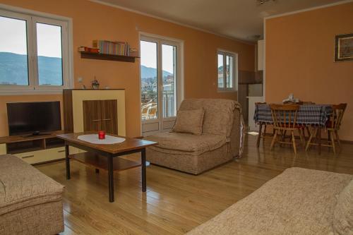 Apartments Gugolj M&M - image 5